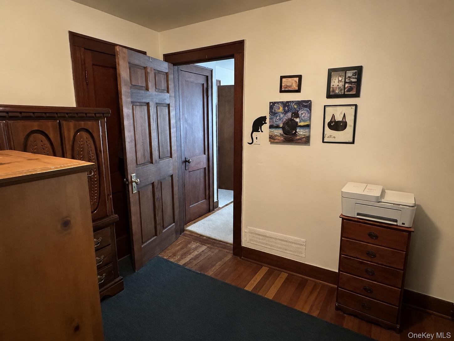 16 Esopus Avenue – For Sale photo 12