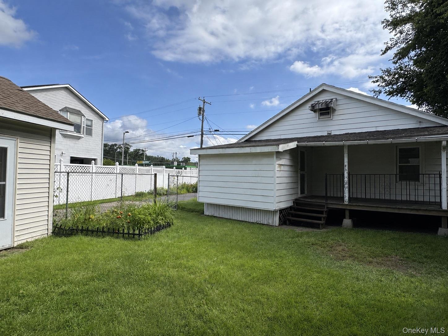 16 Esopus Avenue – For Sale photo 18