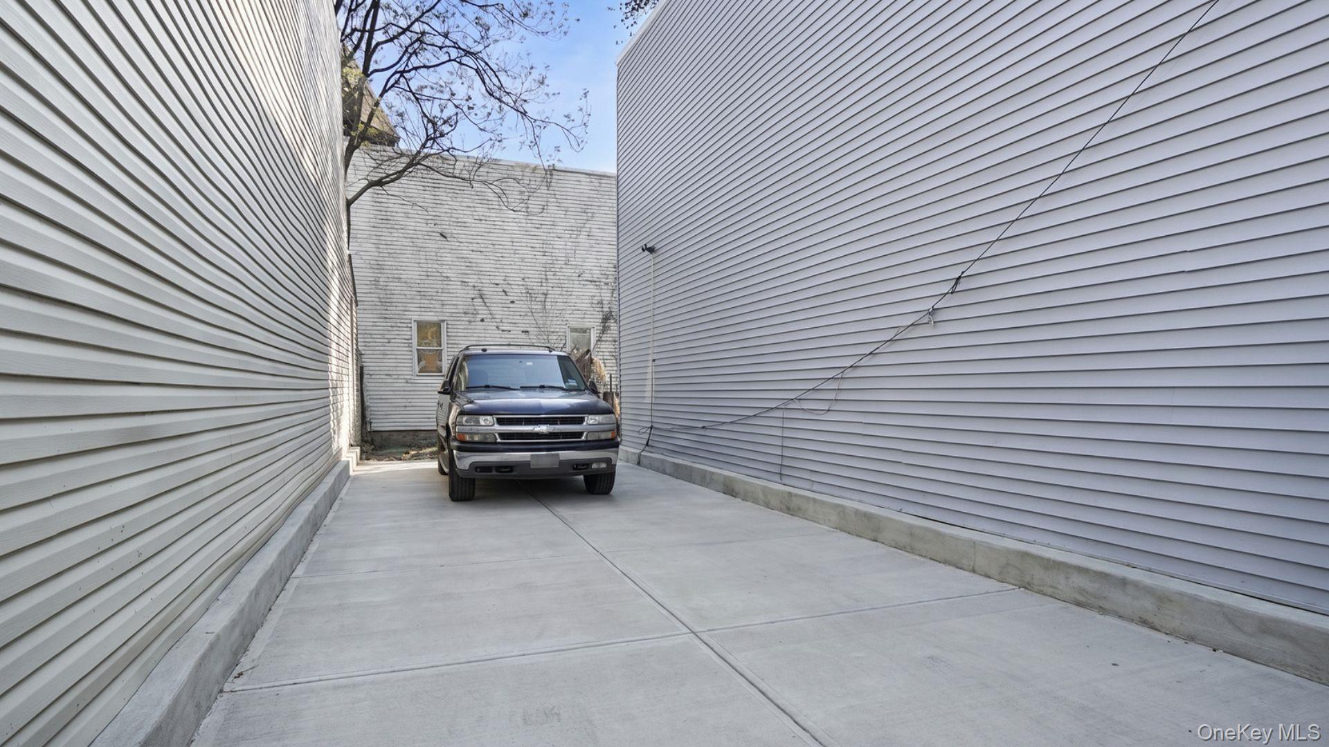 416 E 182nd Street – For Sale photo 2