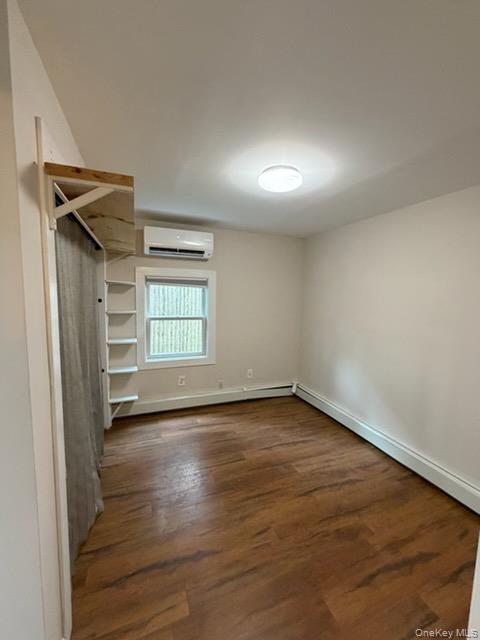 14 Locust Street – For Rent photo 3