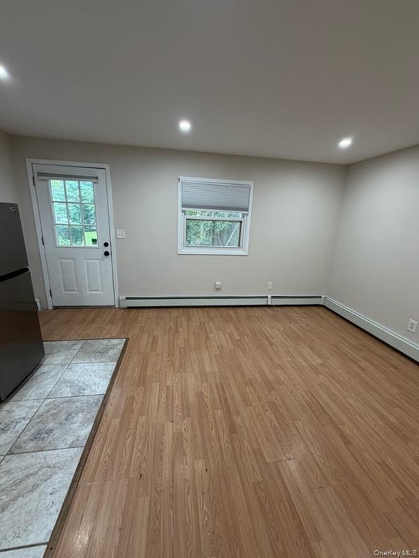 14 Locust Street – For Rent photo 4