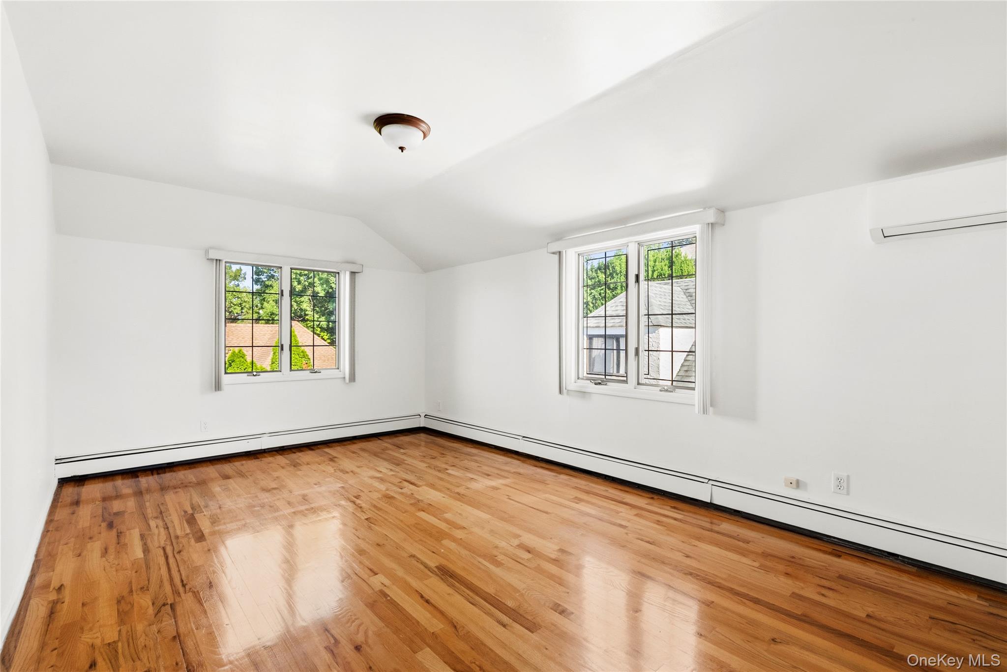 21420 26th Avenue – For Sale photo 27