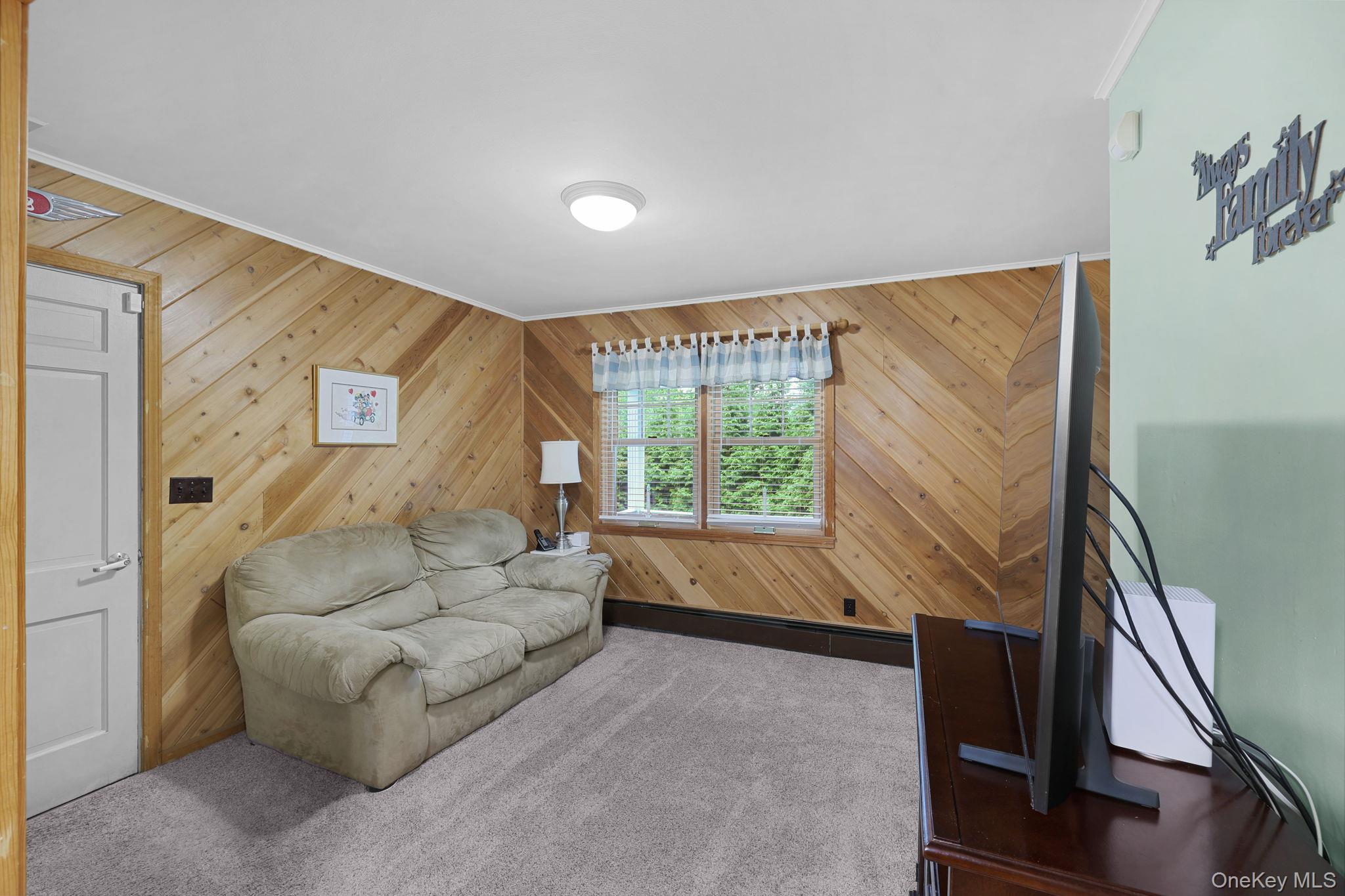 2 Foxey Lane – For Sale photo 8