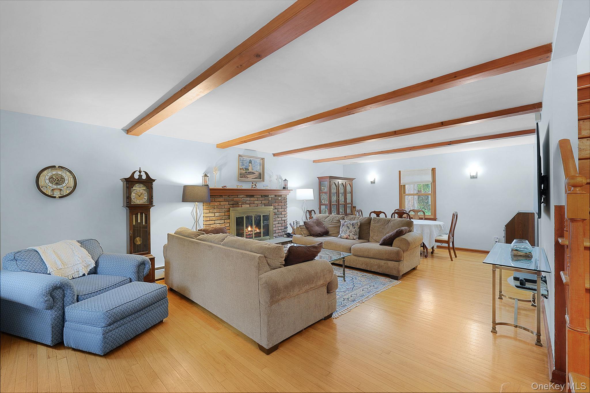 2 Foxey Lane – For Sale photo 7
