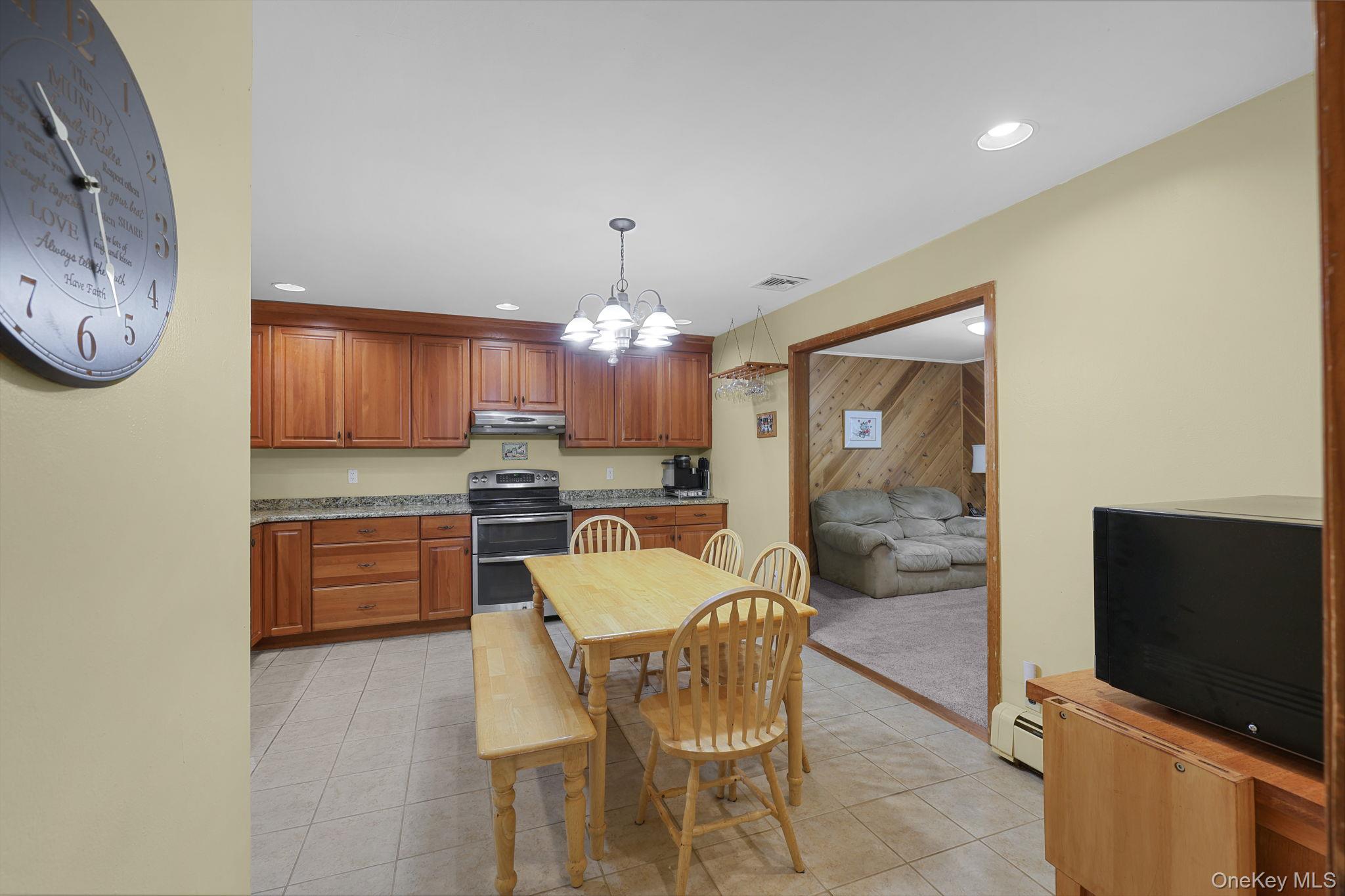 2 Foxey Lane – For Sale photo 12