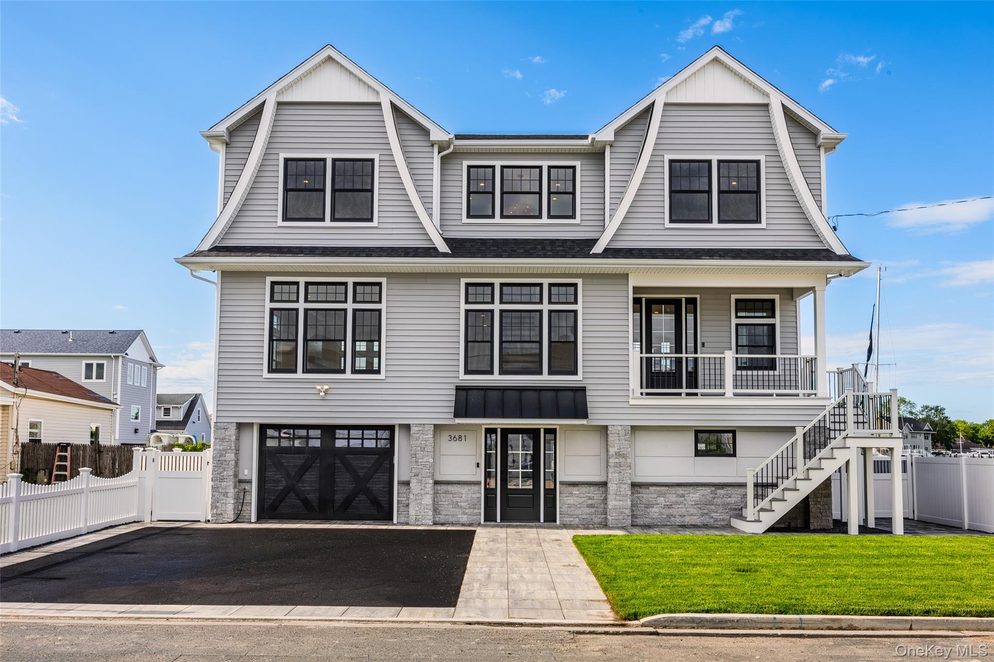 3681 Naomi Street – For Sale