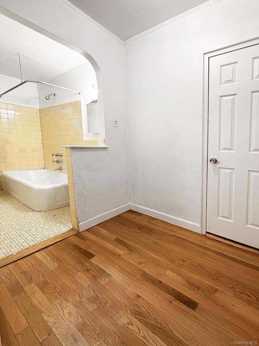 3017 Riverdale Avenue, Unit 2H photo 8