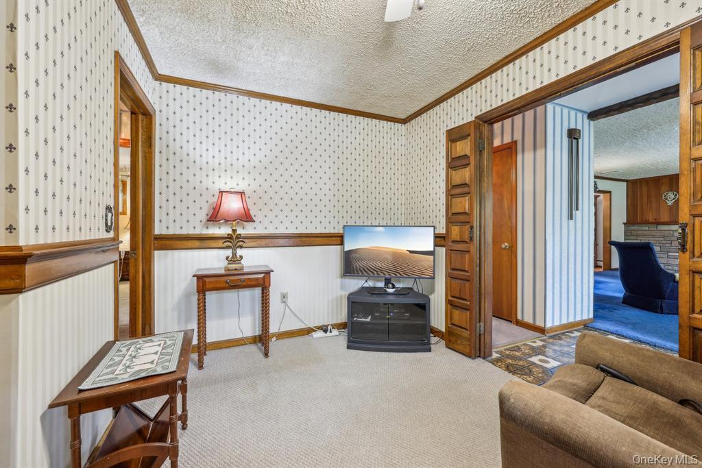 57 Edgewood Drive – For Rent photo 4