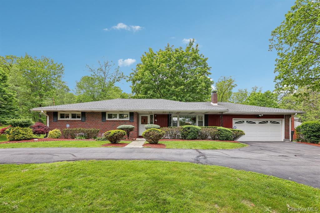 57 Edgewood Drive – For Rent photo 2