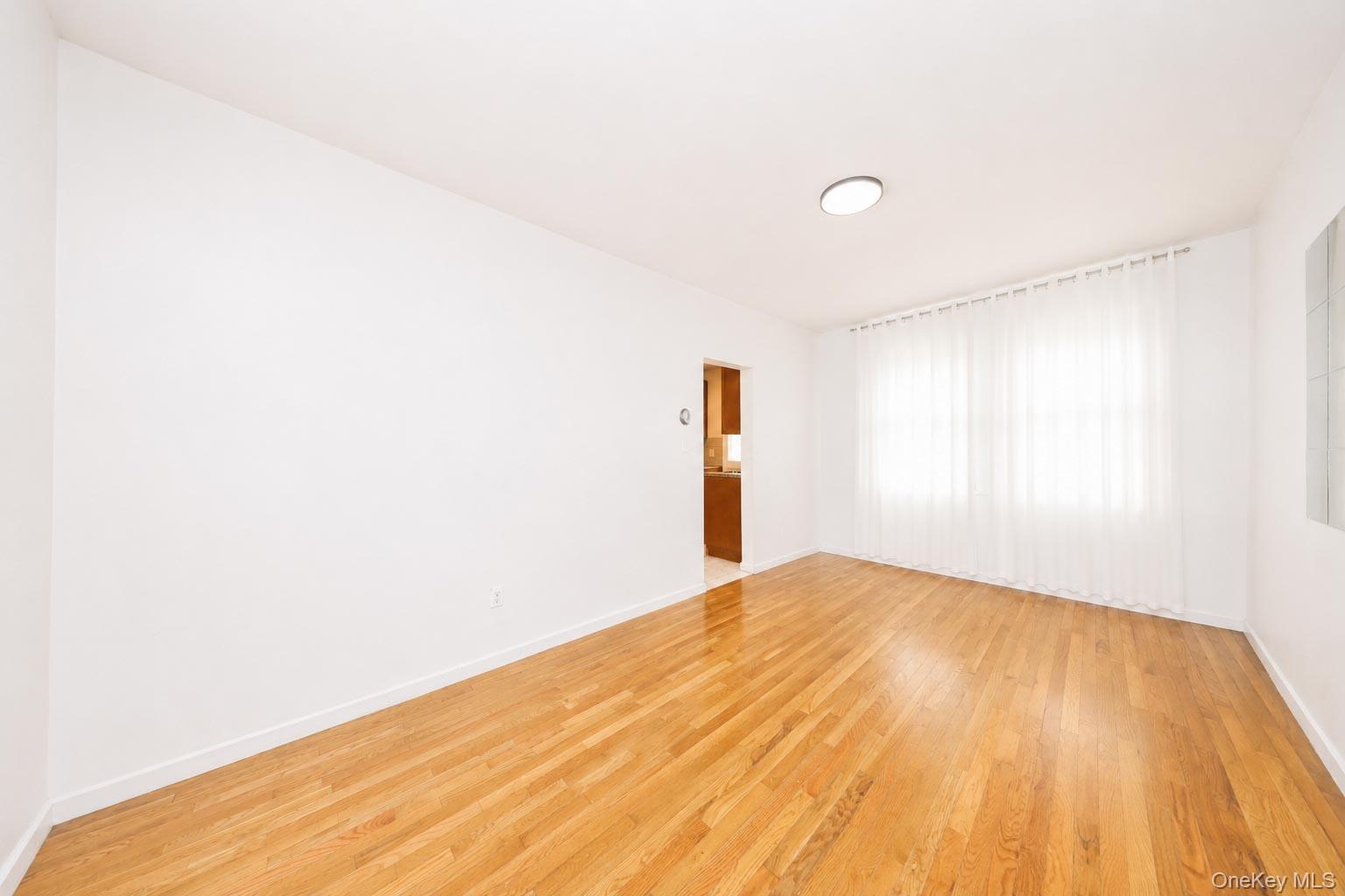 30 West End Avenue, Unit 6 photo 6