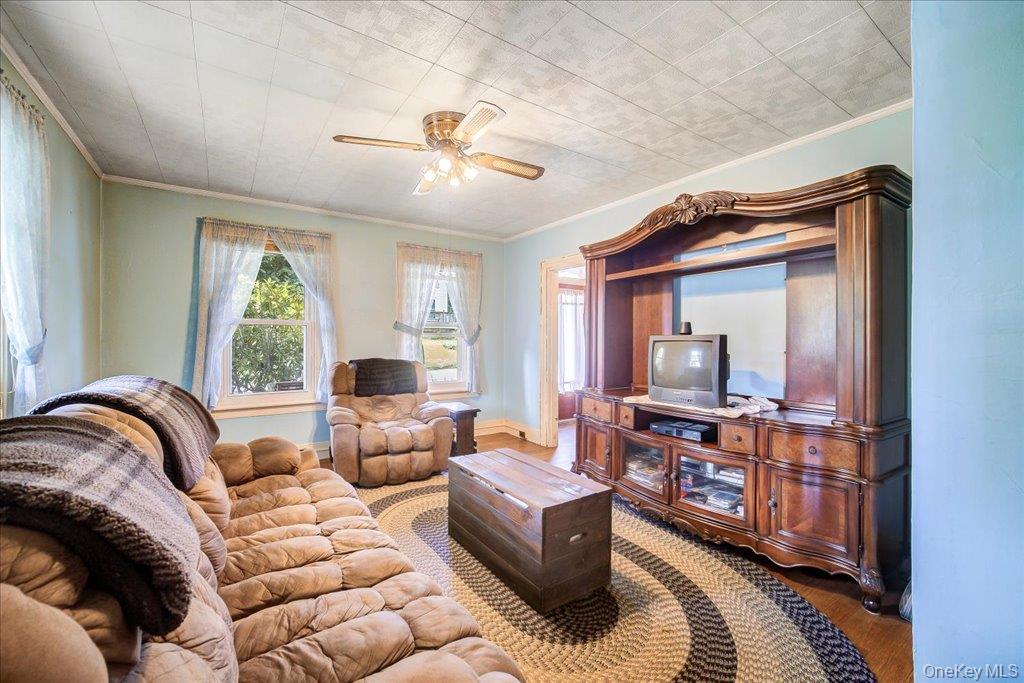5 Maple Street – For Sale photo 7