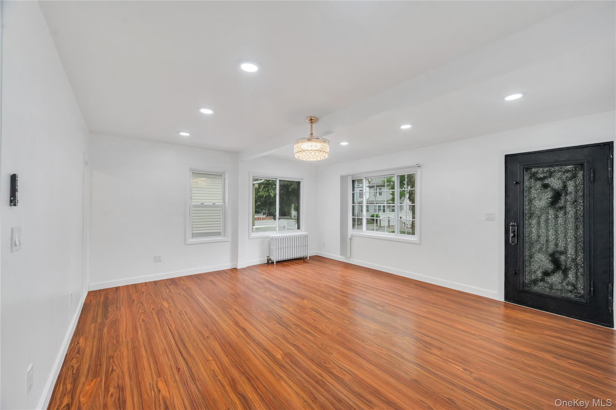 100-33 205th Street – For Sale photo 18