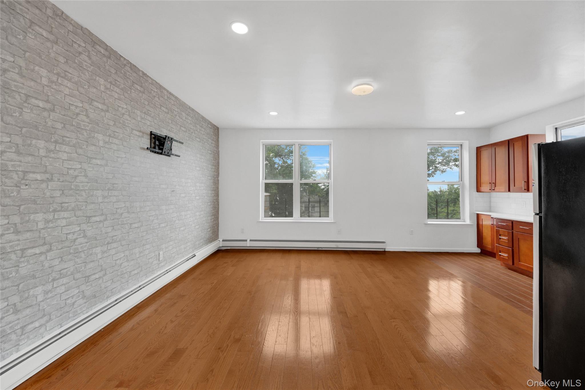 952 E 217th Street – For Sale photo 14