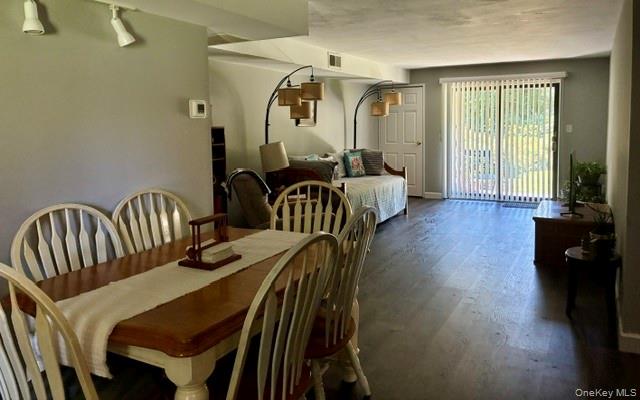 66 Pinebrook Place, Unit 66 photo 3