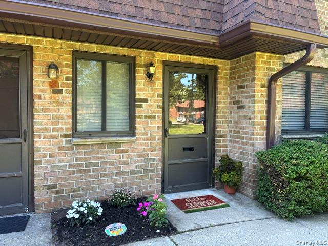 66 Pinebrook Place, Unit 66 photo 2