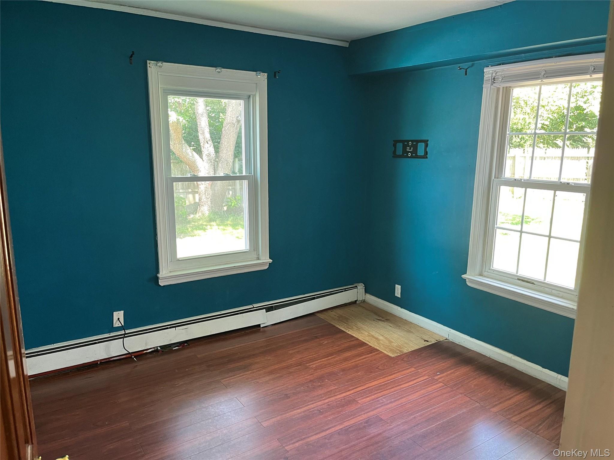 32 7th Avenue S – For Sale photo 16