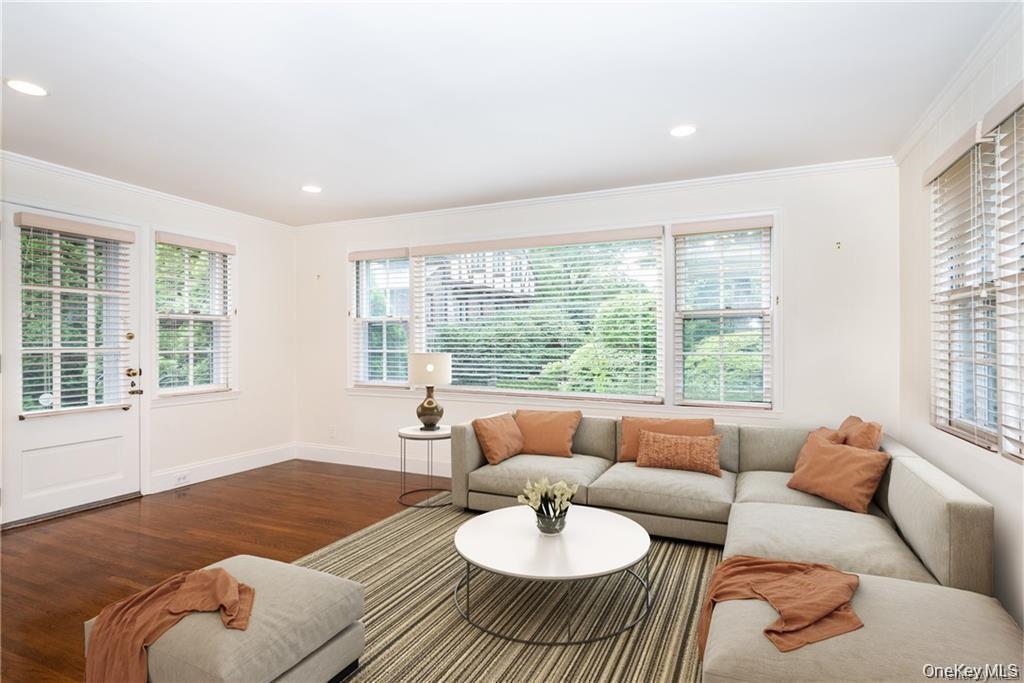 25 Jerome Avenue – For Rent photo 4