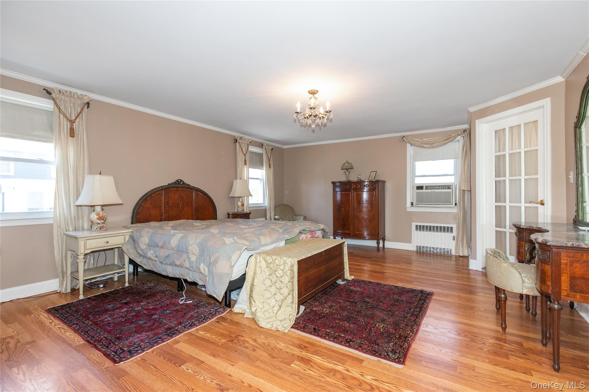 8 Plymouth Road – For Sale photo 19