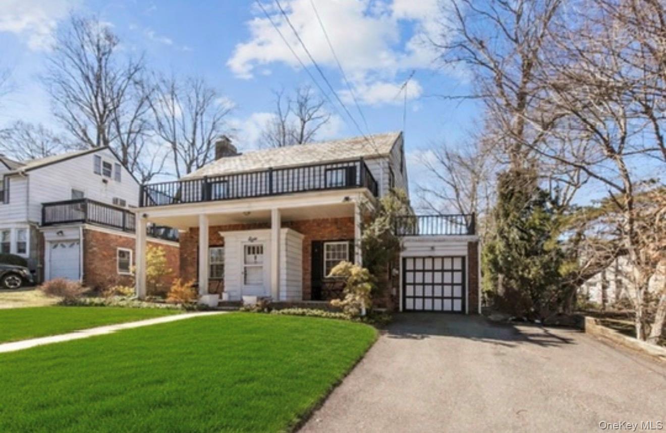 8 Plymouth Road – For Sale