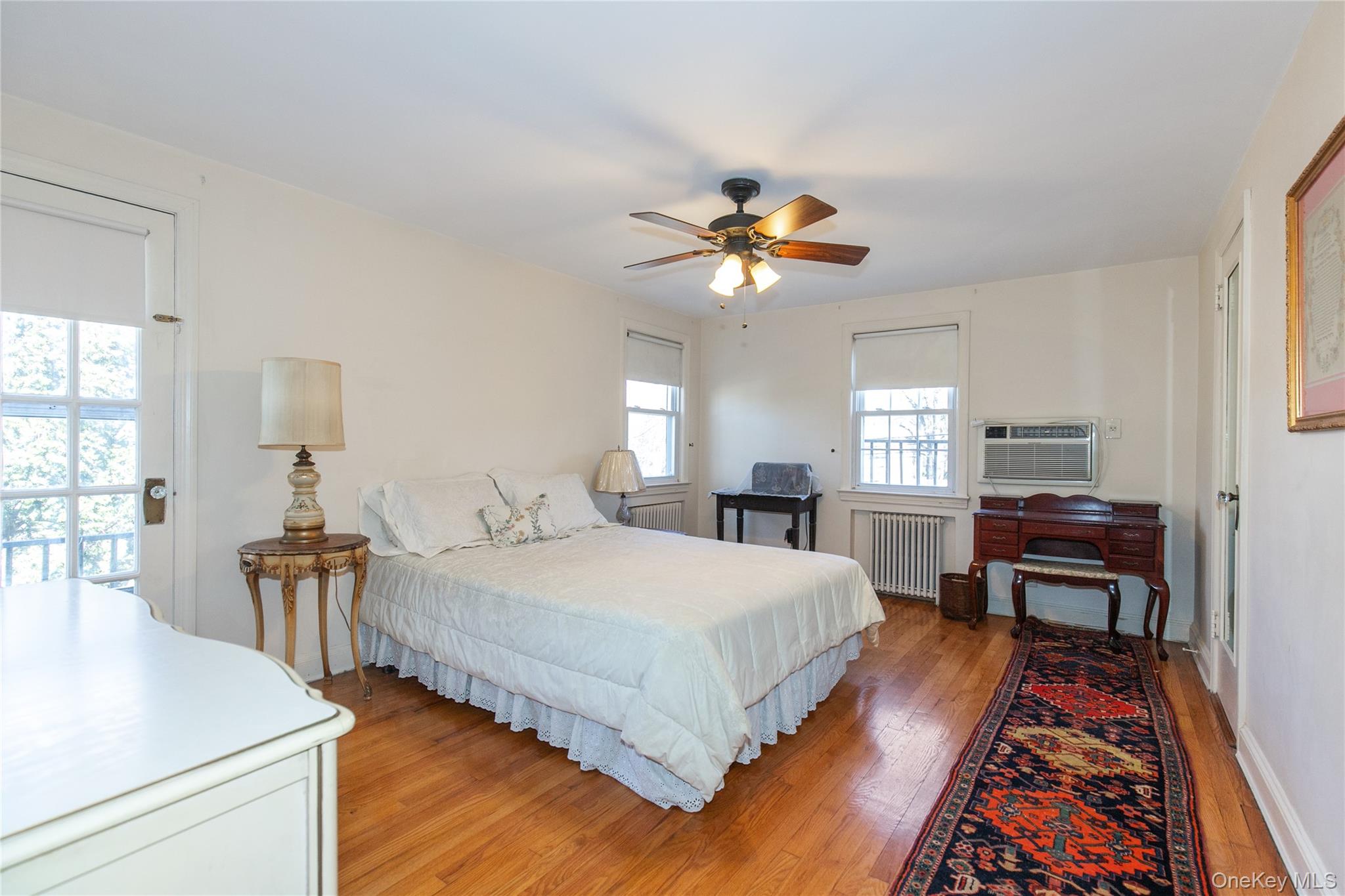 8 Plymouth Road – For Sale photo 17