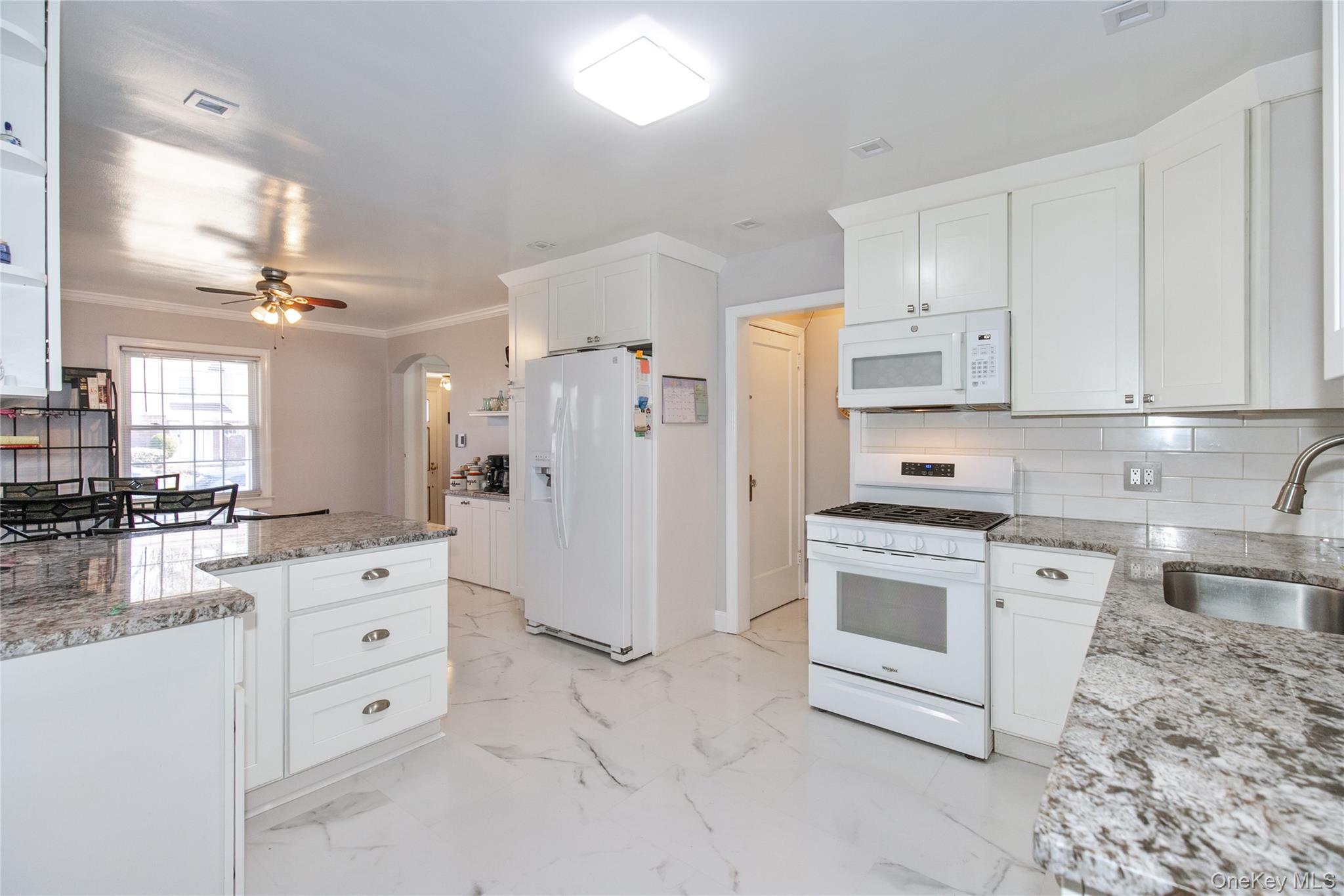 8 Plymouth Road – For Sale photo 14
