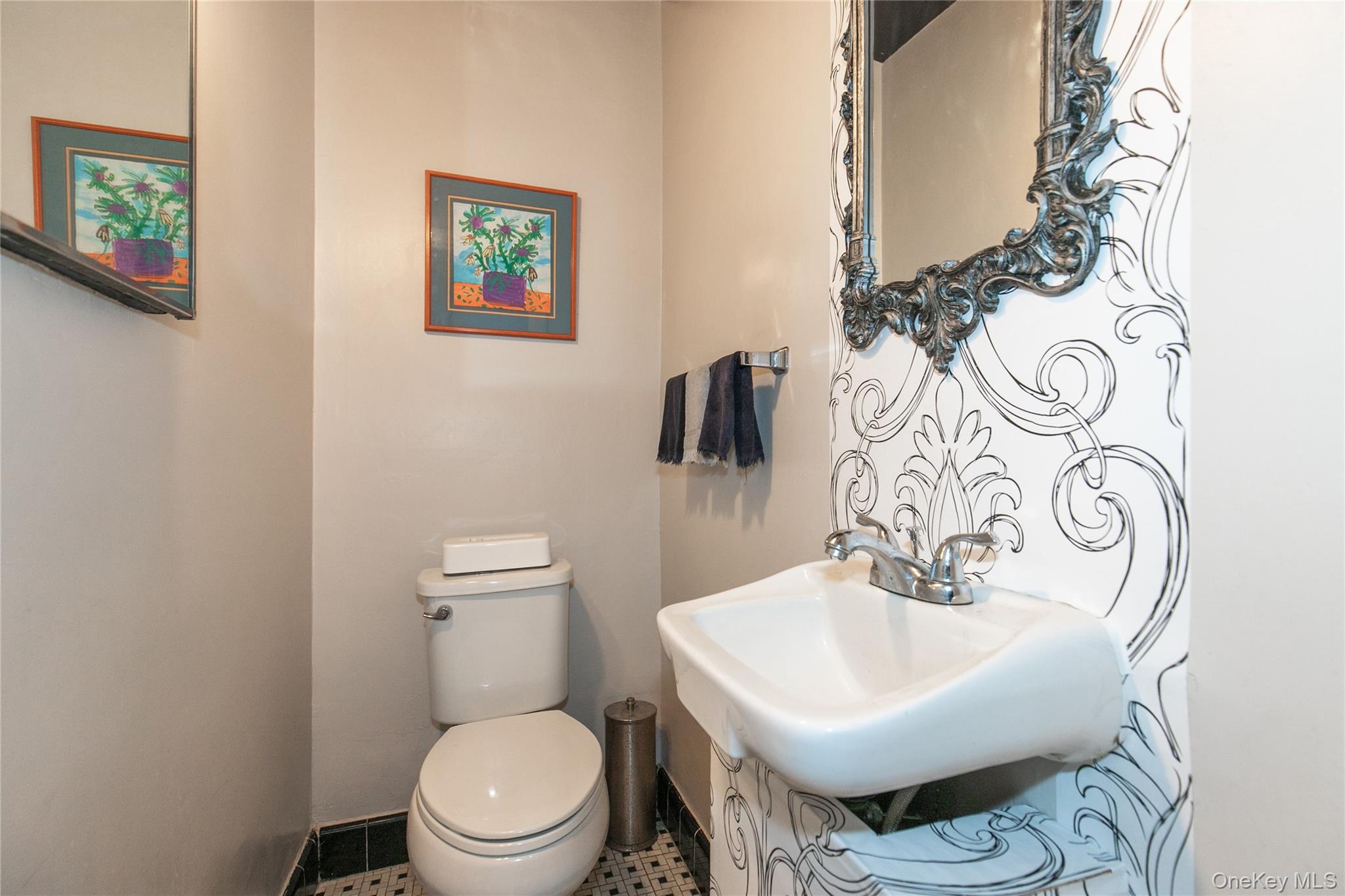 8 Plymouth Road – For Sale photo 10