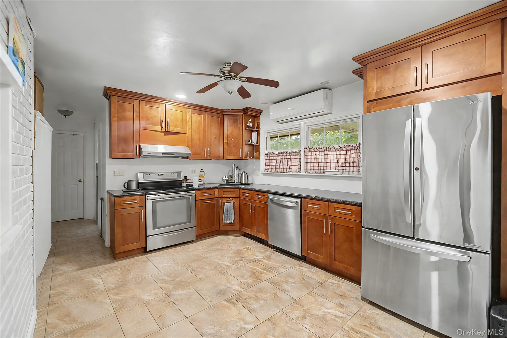 210 Spindle Road – For Sale photo 9