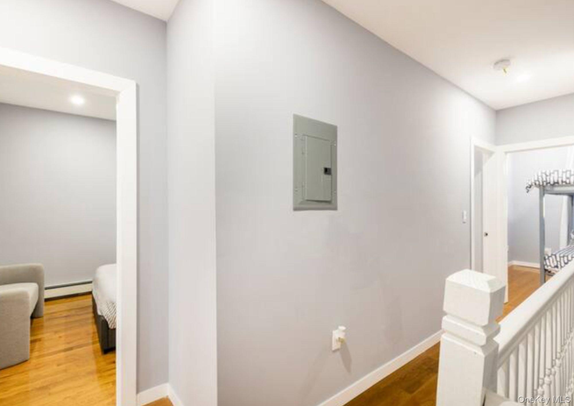 107 Utica – For Sale photo 7