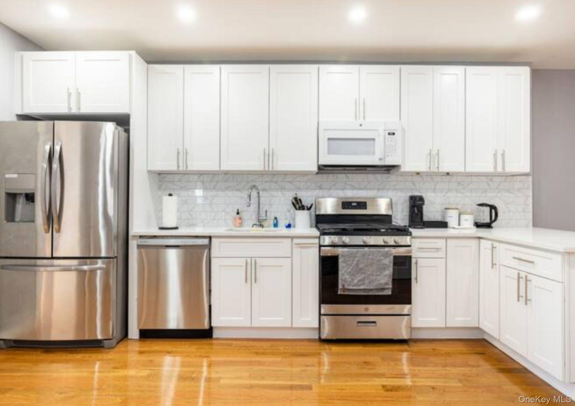 107 Utica – For Sale photo 20
