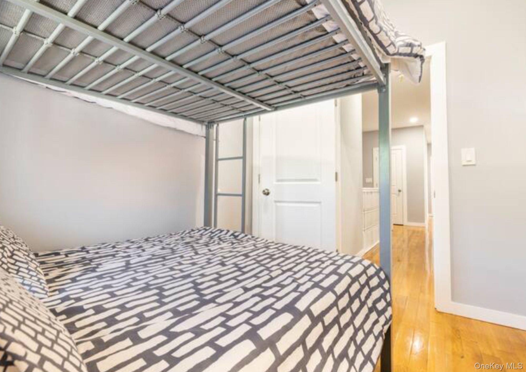 107 Utica – For Sale photo 2