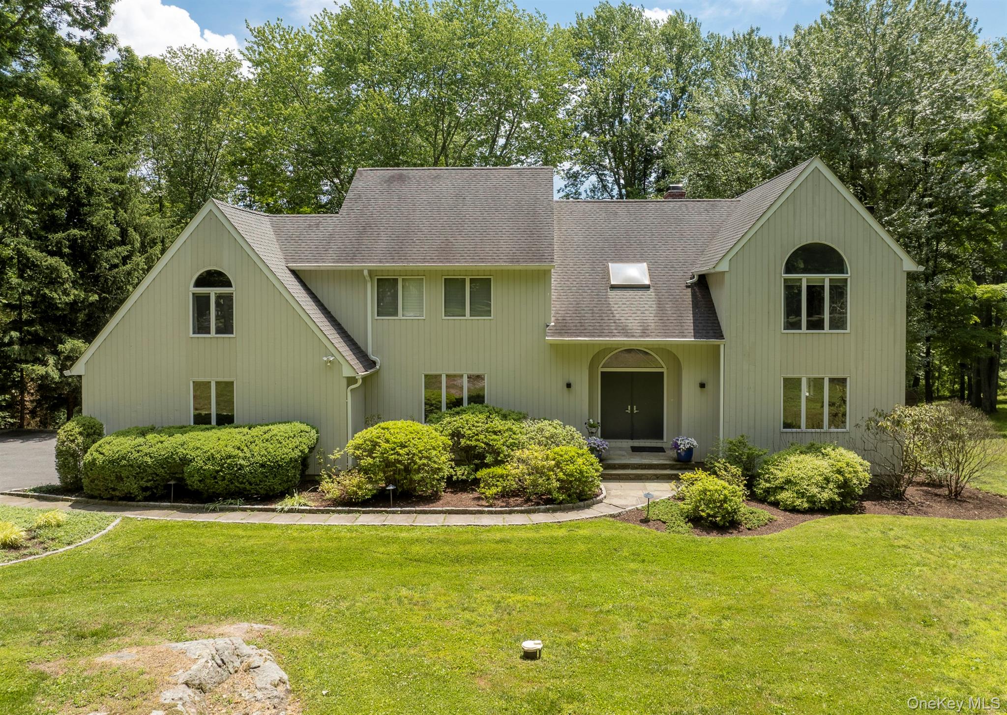 12 Hilltop Road – For Sale photo 4