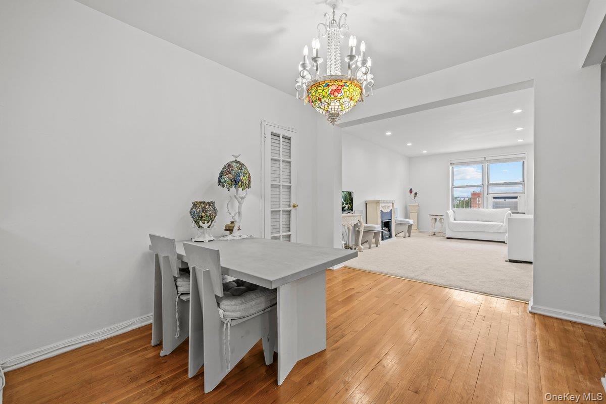 517 Riverdale Avenue, Unit 4D photo 4