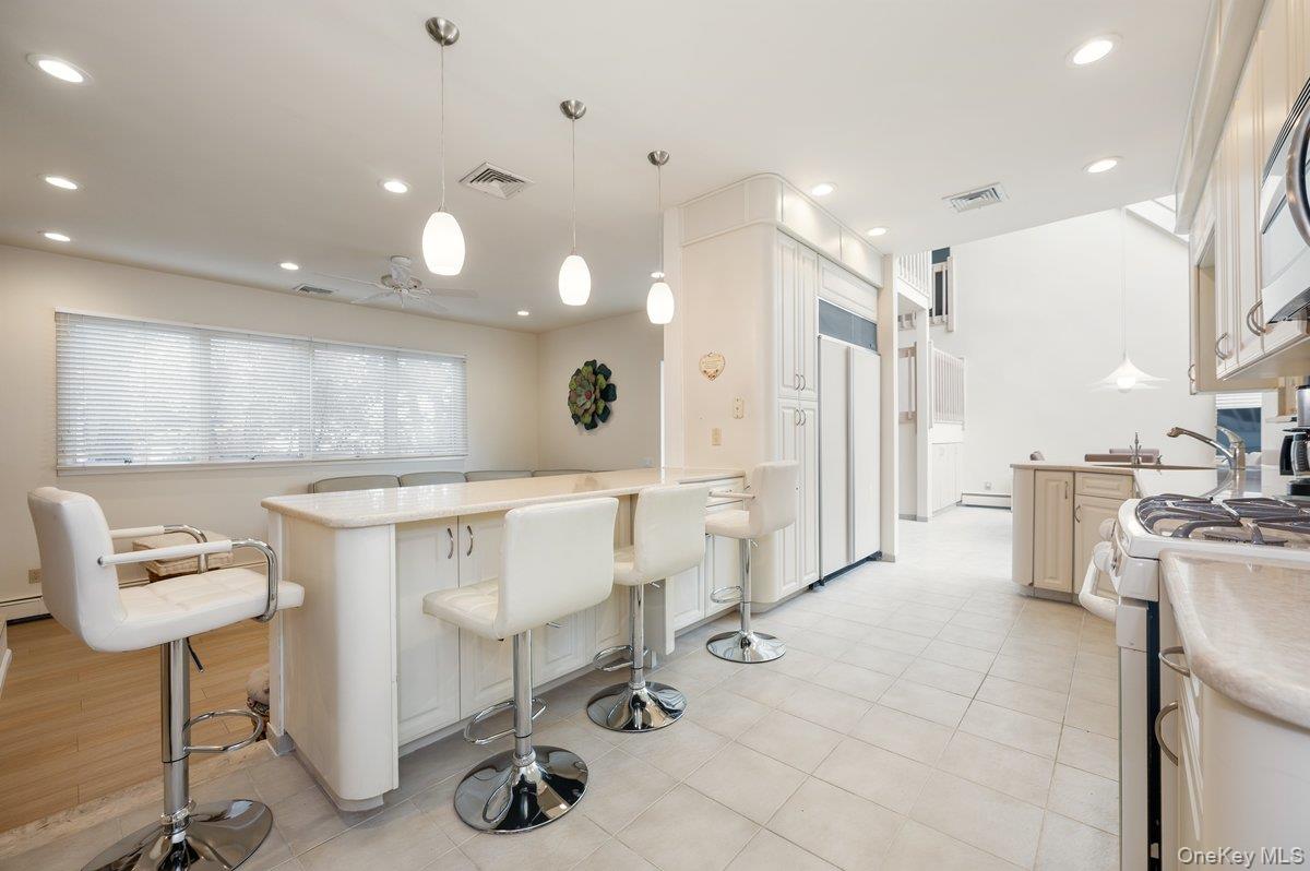 40 Cayuga Avenue – For Rent photo 6