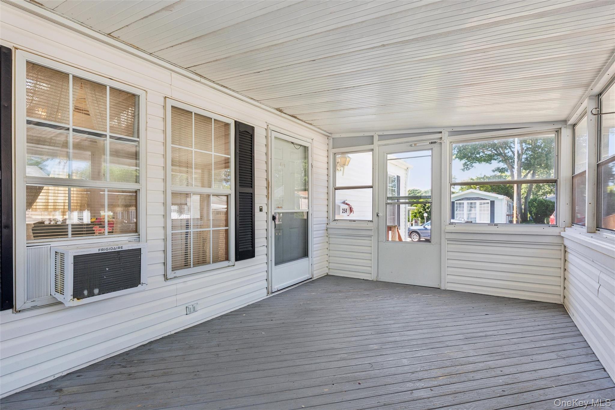 1661 Old Country Road, Unit 254 photo 2