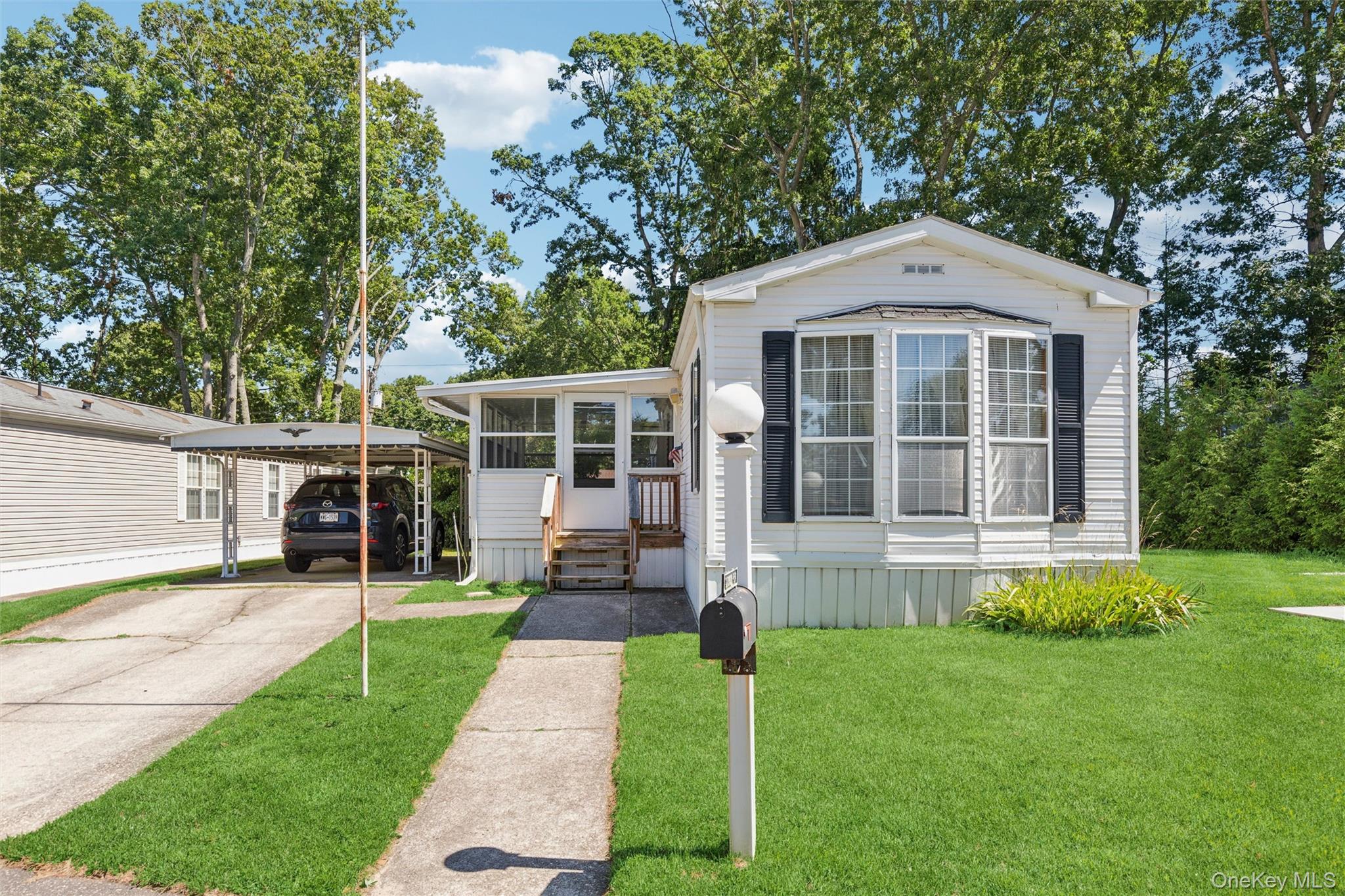 1661 Old Country Road, Unit 254