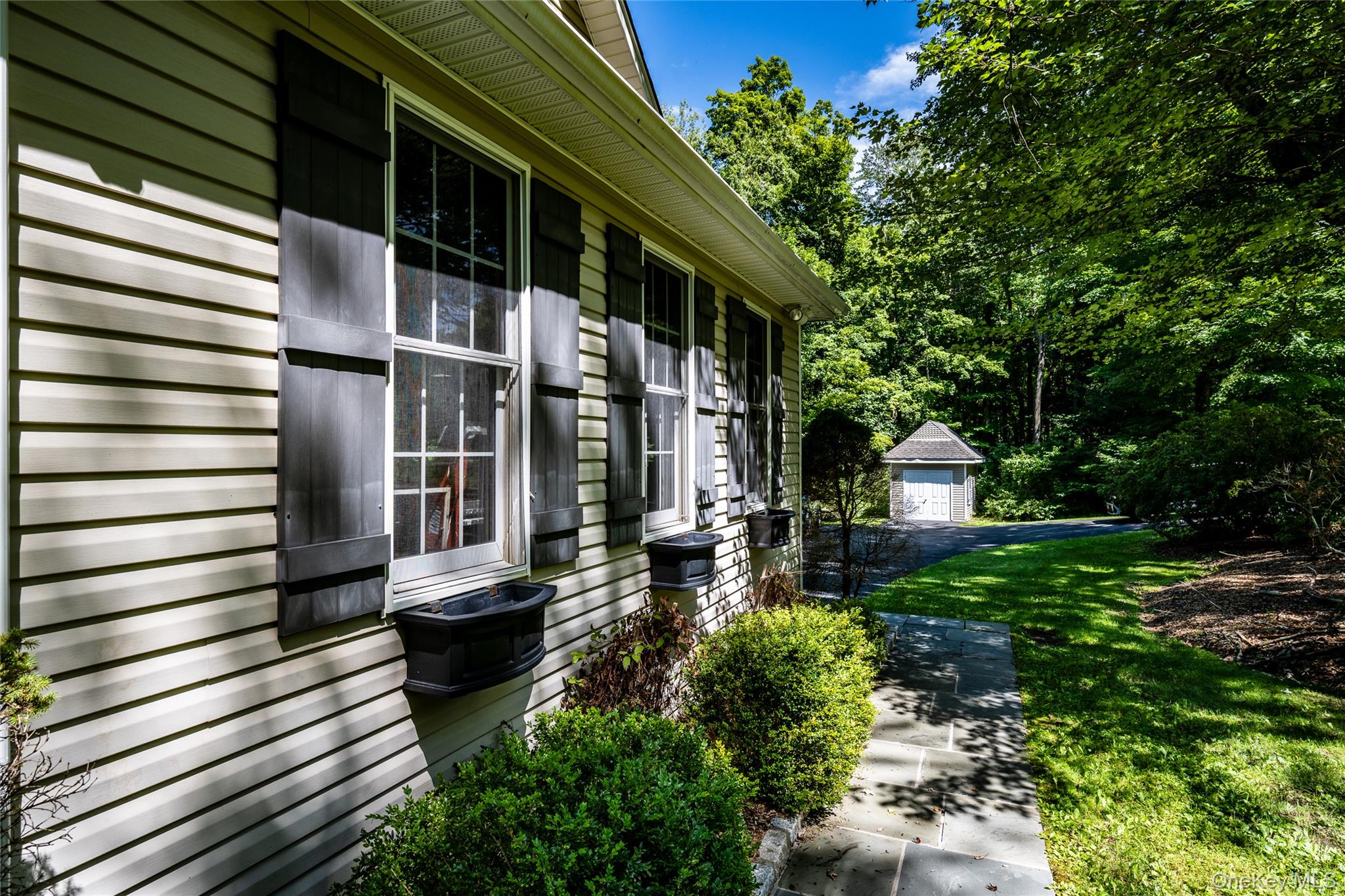 10 Pheasant Crossing Lane – For Sale photo 6