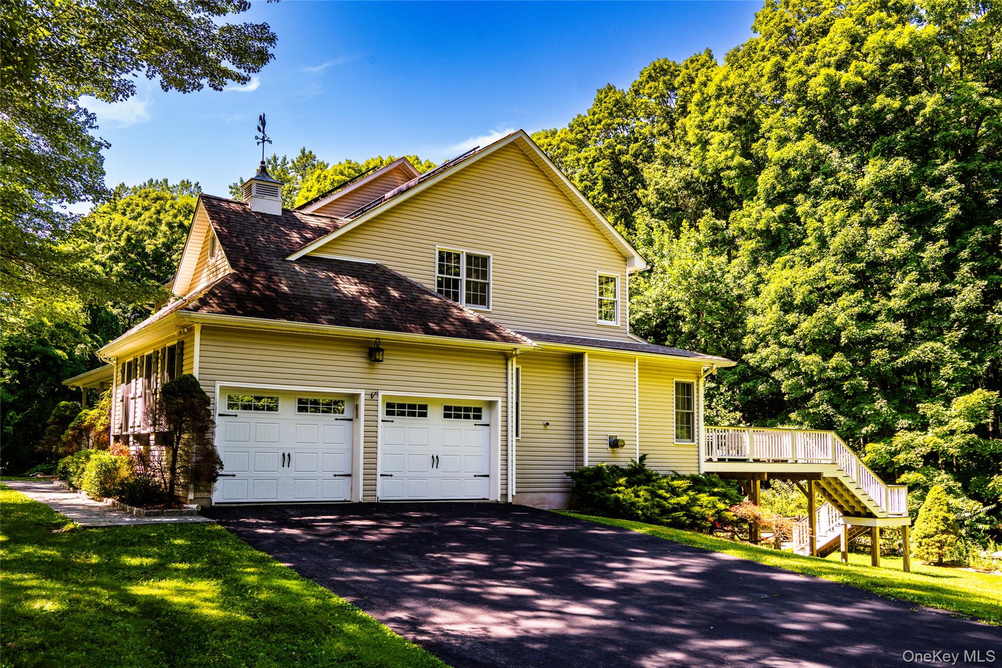 10 Pheasant Crossing Lane – For Sale photo 2