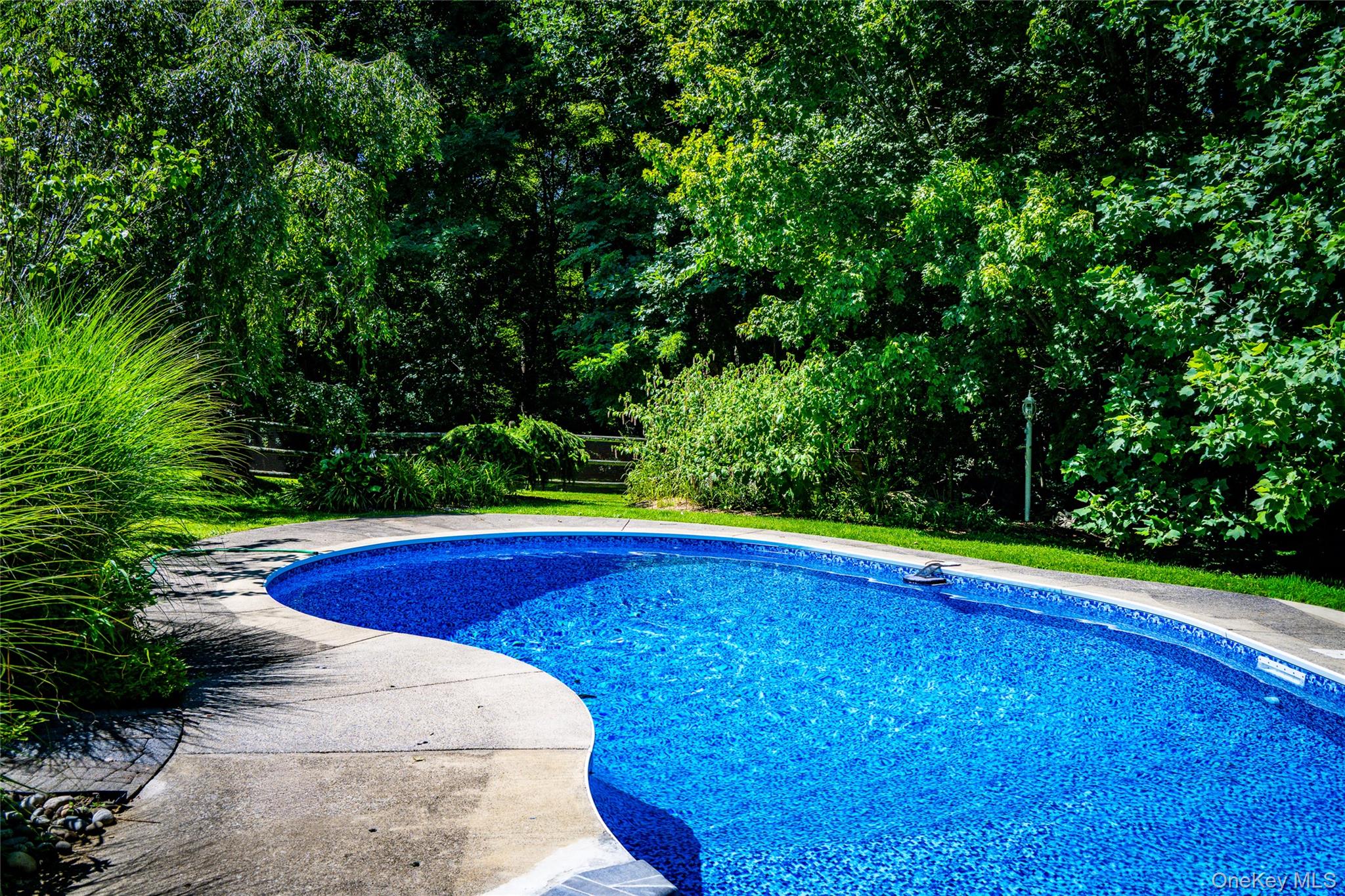 10 Pheasant Crossing Lane – For Sale photo 4