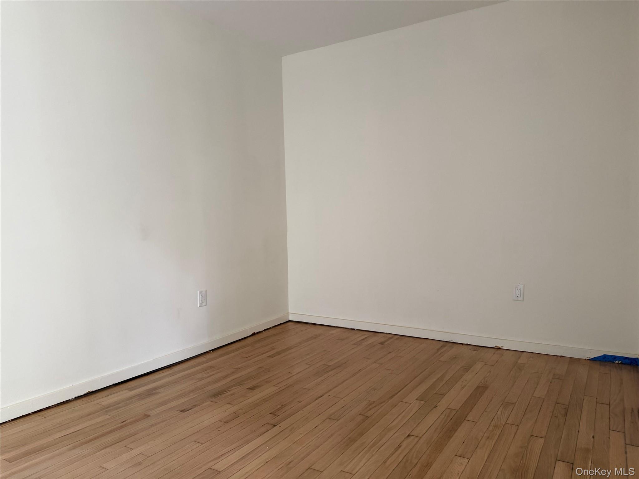 50 S Montgomery Street, Unit 4 photo 8