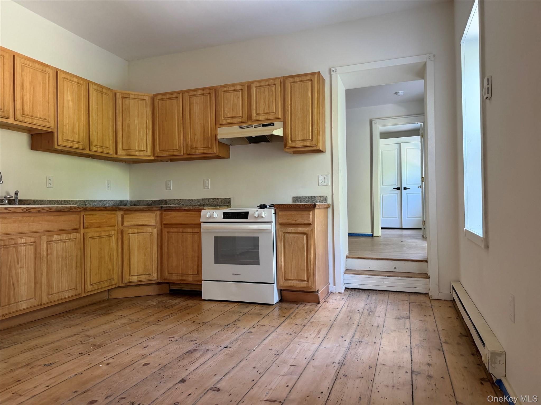 50 S Montgomery Street, Unit 4 photo 2
