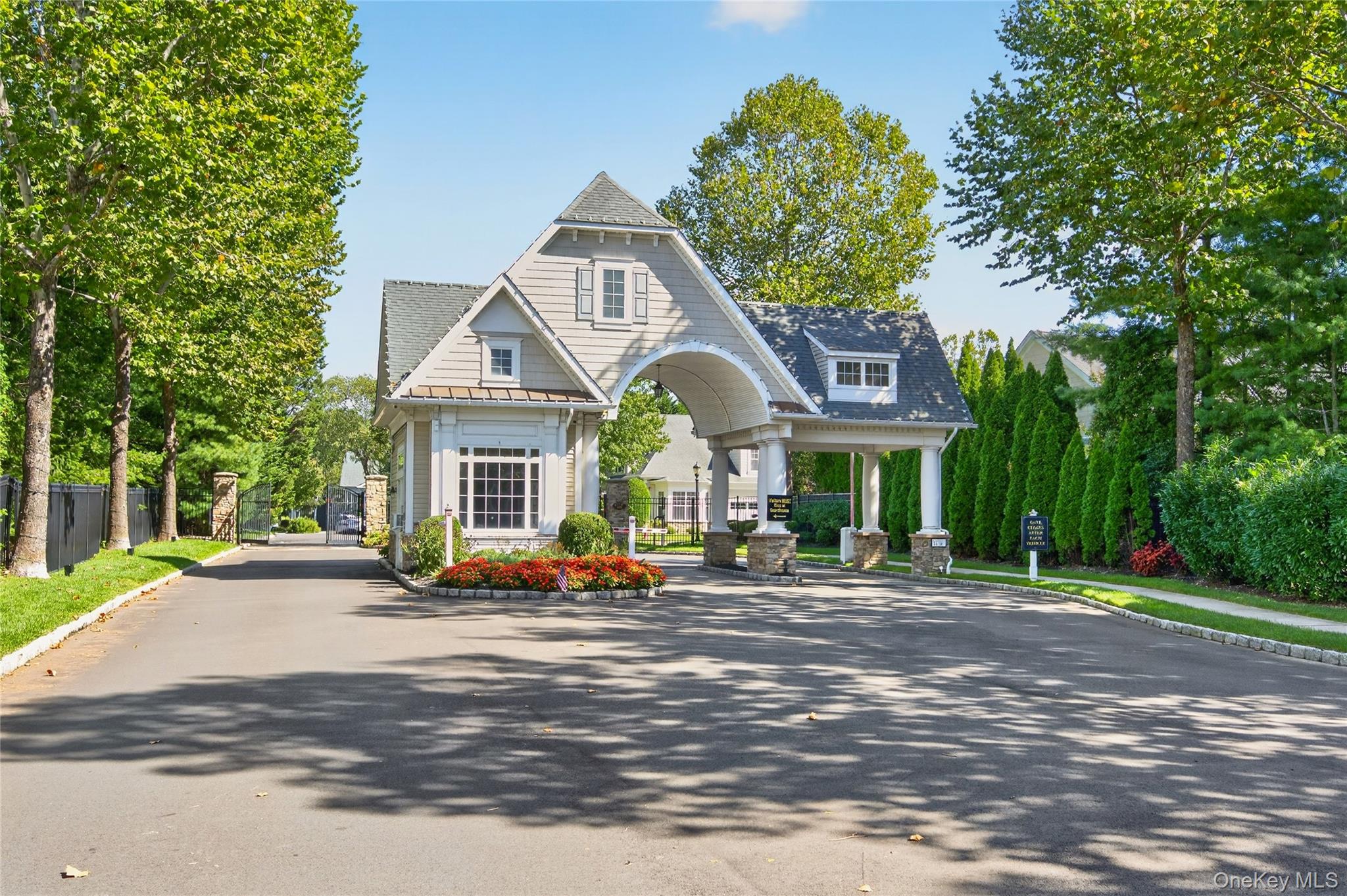 35 Symphony Drive – For Sale photo 2