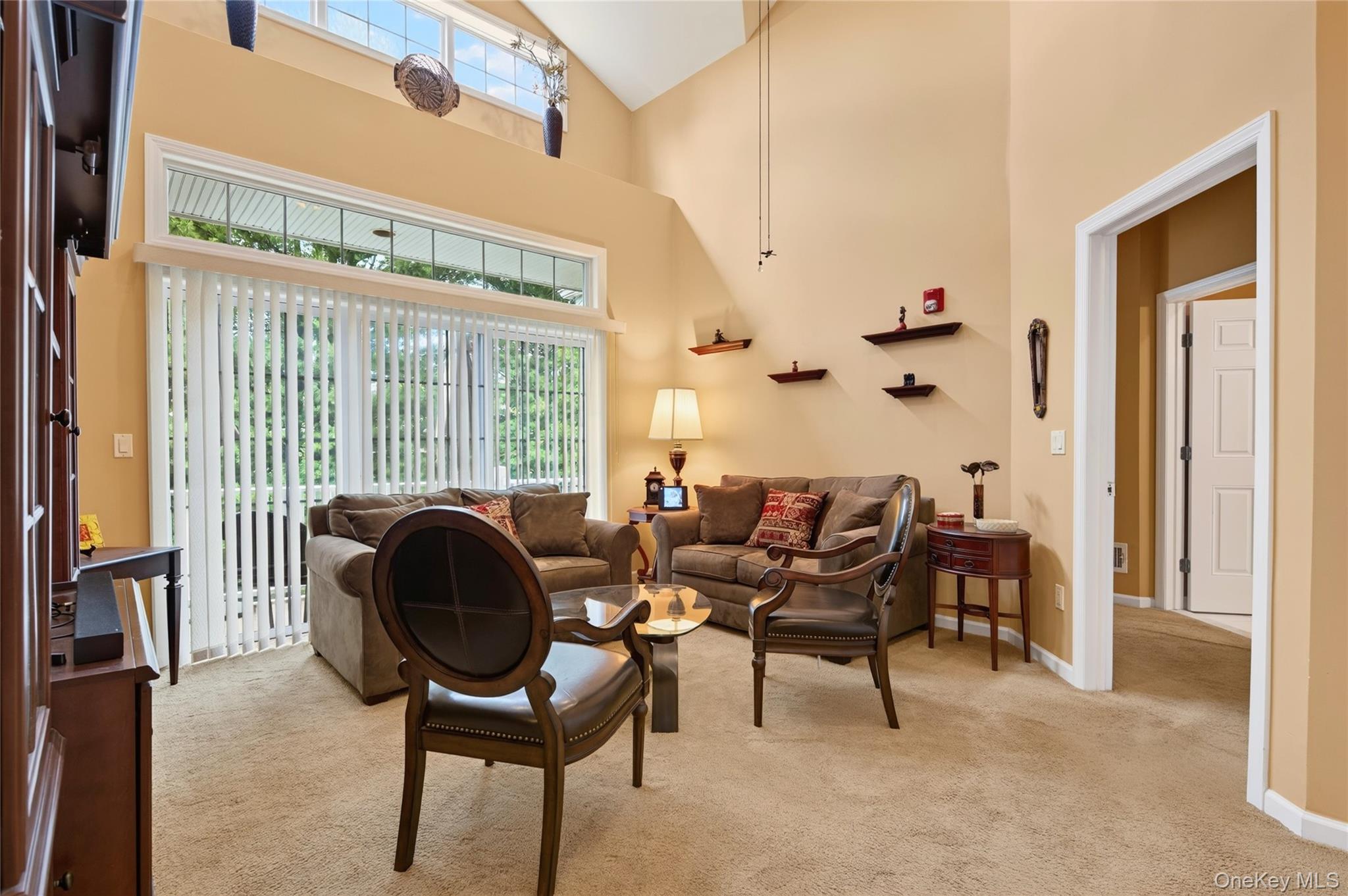 35 Symphony Drive – For Sale photo 5