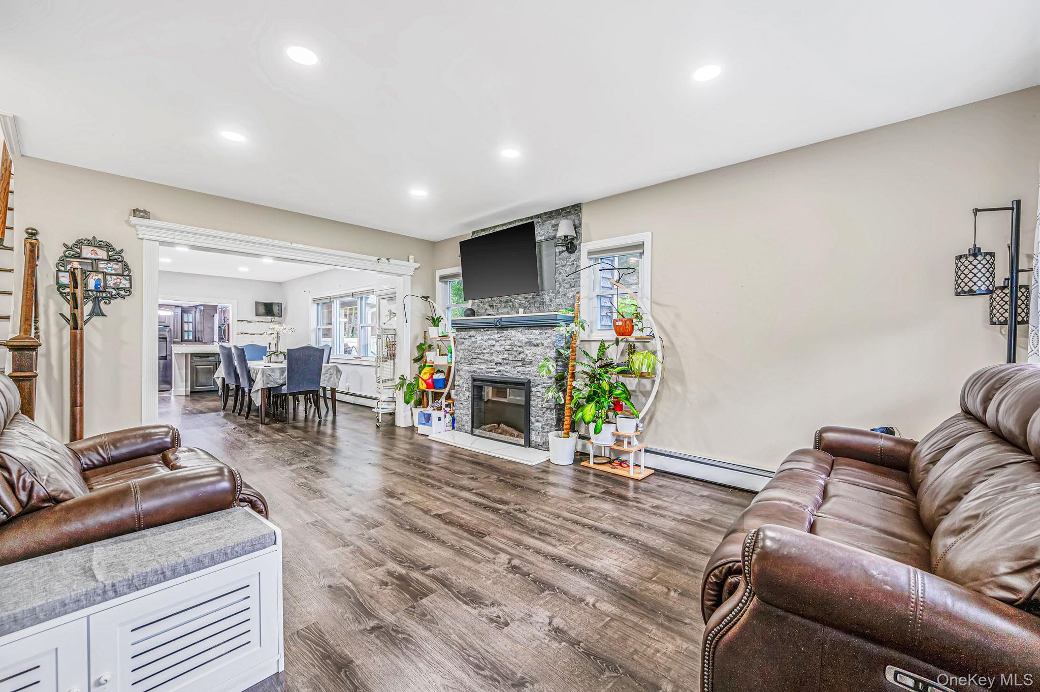 1325 Ackerson Boulevard – For Sale photo 3