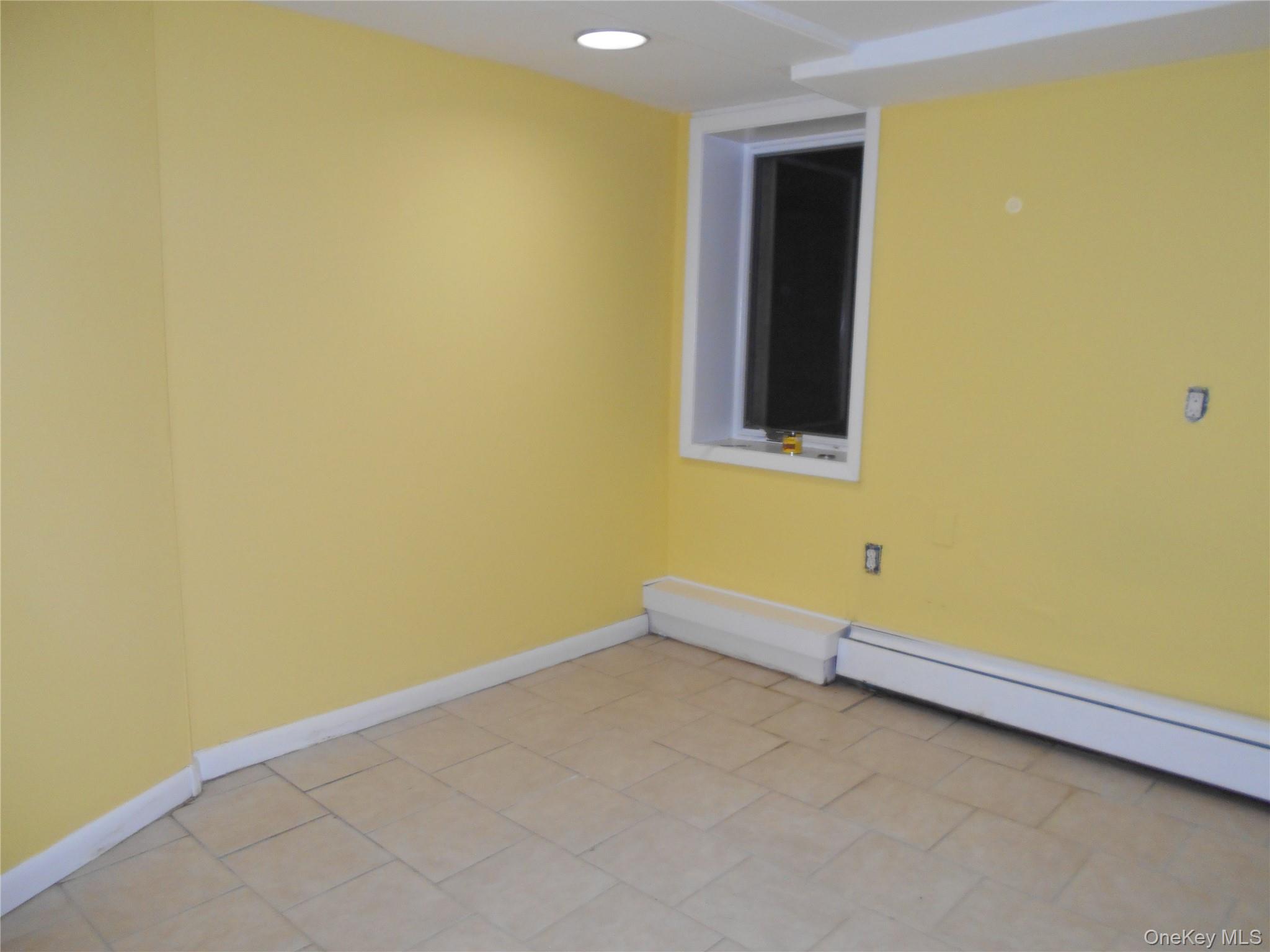 28 Centre Avenue – For Sale photo 19