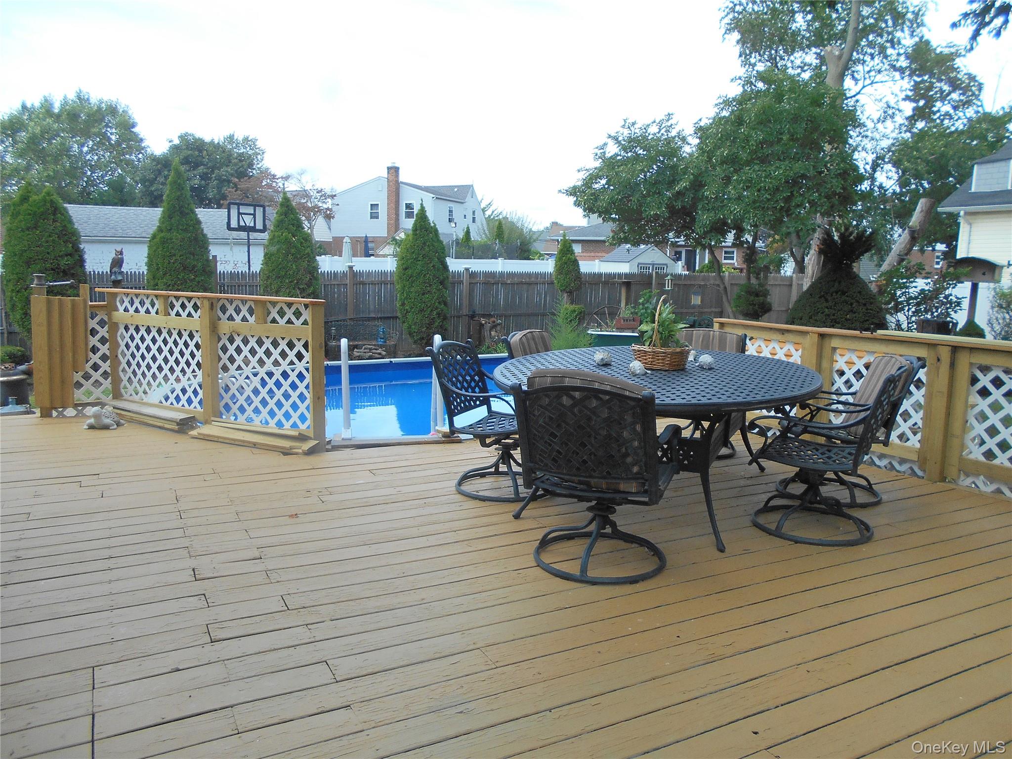 28 Centre Avenue – For Sale photo 21