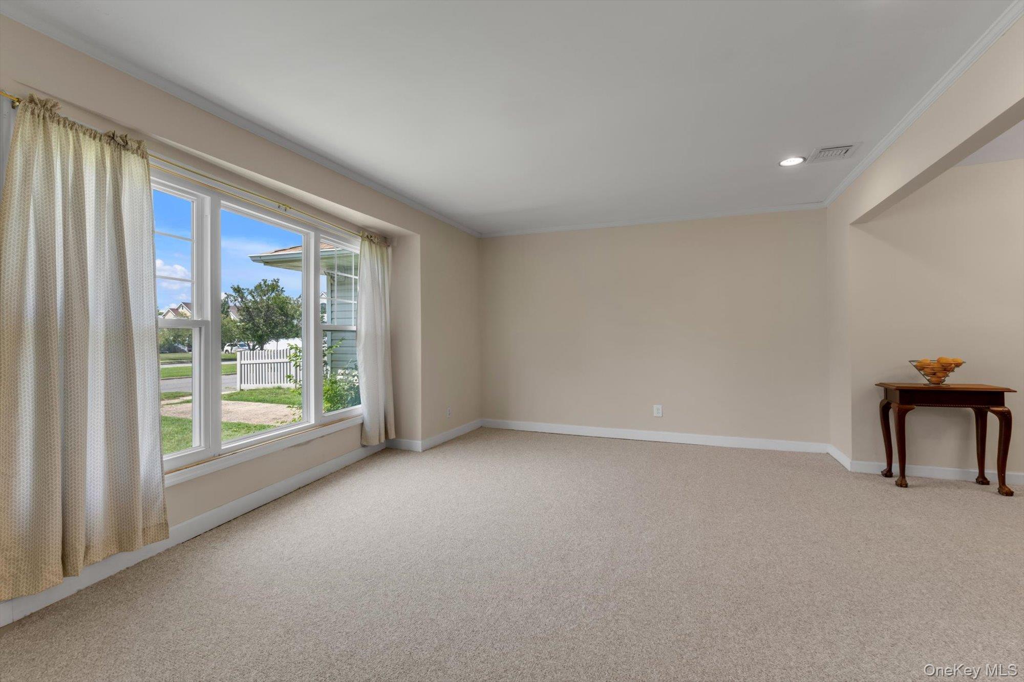 660 Franklin Boulevard – For Sale photo 6