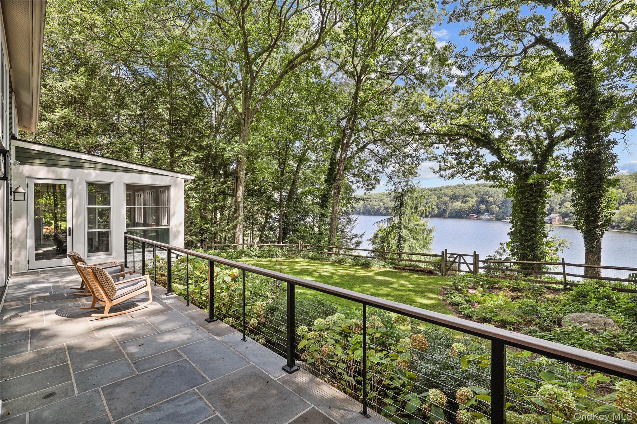 28 Twin Lakes Road – For Sale photo 2