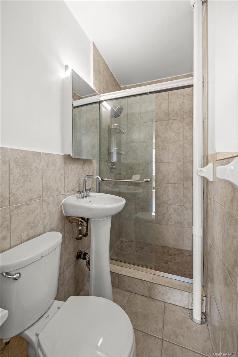 3720 Independence Avenue, Unit 5F photo 17