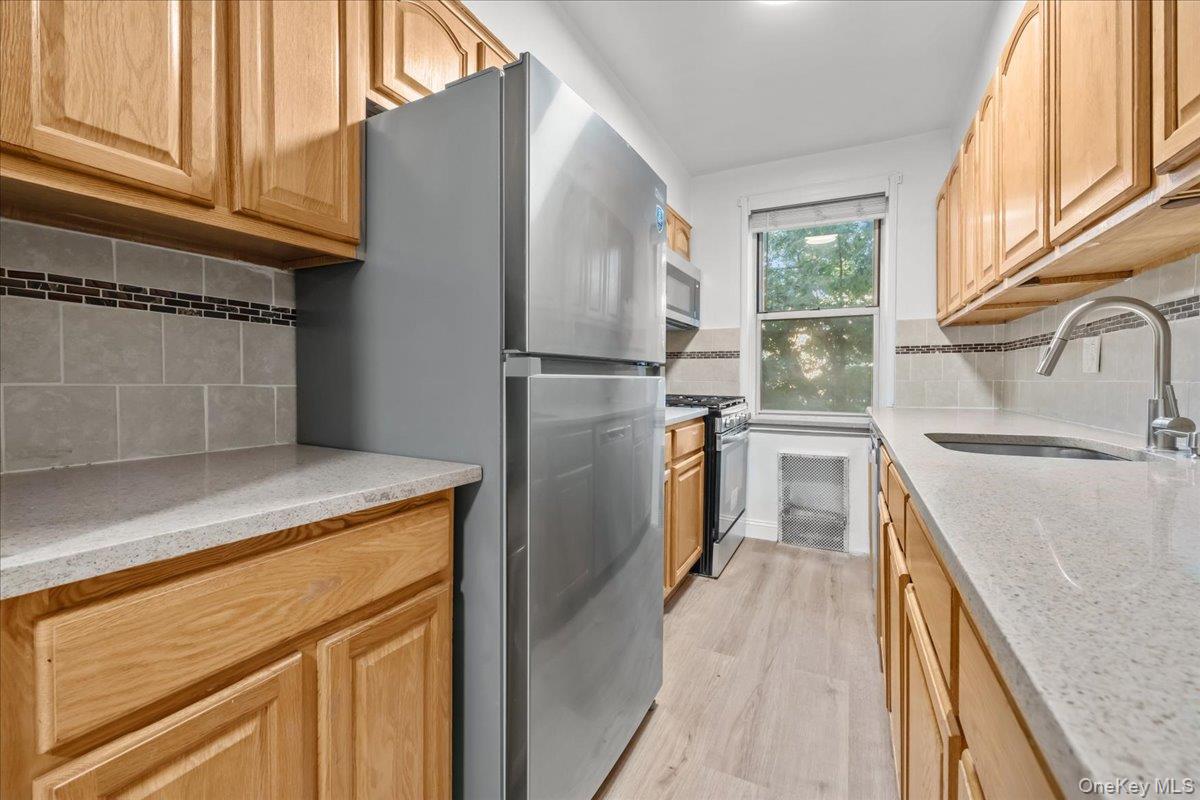 3720 Independence Avenue, Unit 5F photo 7