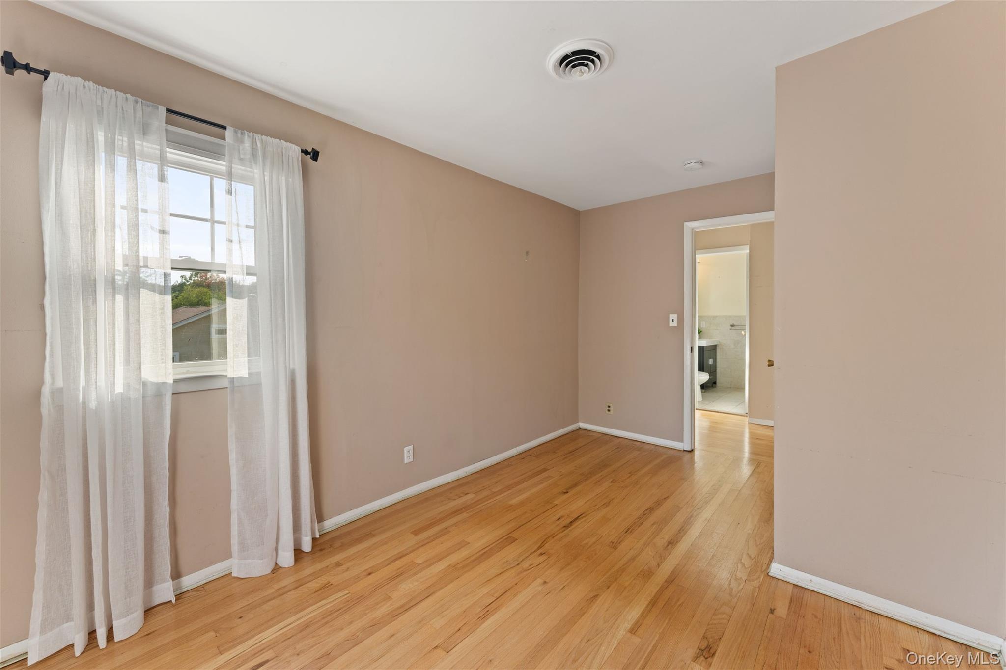 53 Stanley Avenue – For Sale photo 16